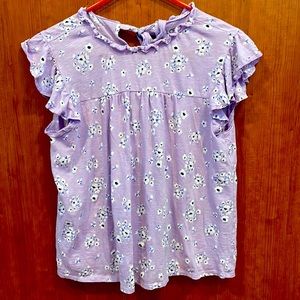 EUC Cute purple floral top
